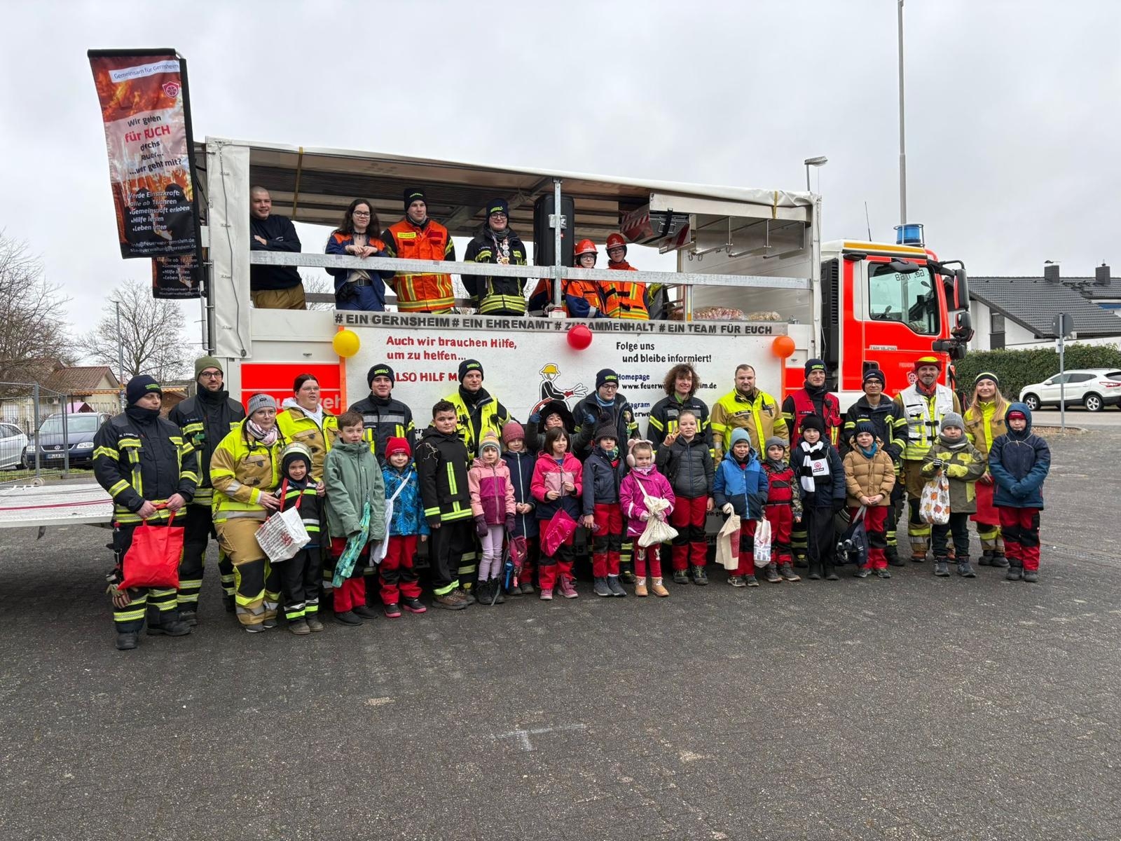 Die Fastnachts-Crew der Feuerwehr Gernsheim.