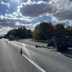 Überschlagener PKW auf der A67 an der AS Gernsheim.