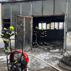 Die Halle wird zudem durch einen Lüfter belüftet.