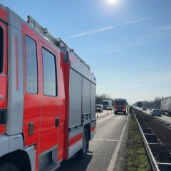 Unser HLF20 sowie LF20 bei einem Verkehrsunfall auf der Autobahn.