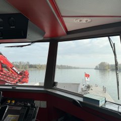 Ausblick von der HLB Hecht auf den Rhein.