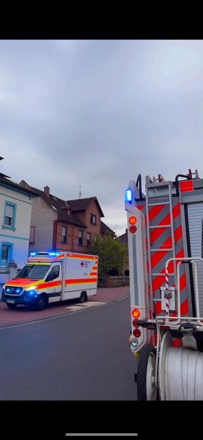 Unser Hilfeleistungslöschgruppenfahrzeug (HLF20) bei einer Hilfeleistung im Einsatz (Symbolbild).