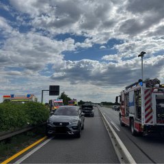 Verkehrsunfall im Baustellenbereich. Die Kameraden aus Pfungstadt wurden ebenfalls alarmiert.