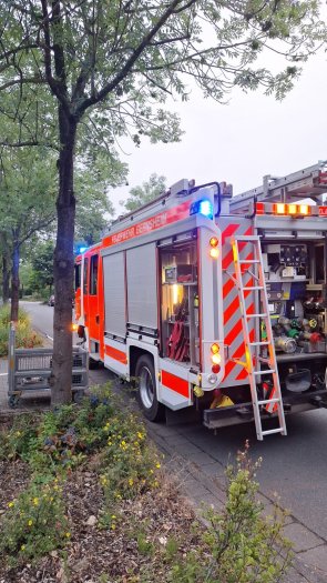 Unser Hilfeleistungslöschgruppenfahrzeug (HLF20) bei einer Hilfeleistung im Einsatz.