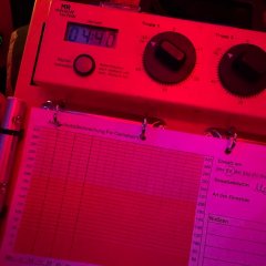 Atemschutzüberwachungstafel zur Dokumentation der eingesetzten Atemschutztrupps.